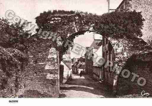 Ville de ROCHEFORTENTERRE, carte postale ancienne