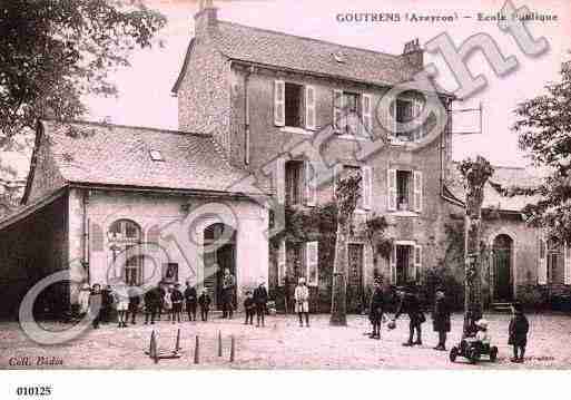 Ville de GOUTRENS, carte postale ancienne