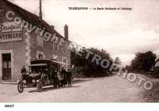 Ville de VILLEFARGEAU, carte postale ancienne