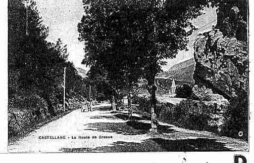 Ville de CASTELLANE Carte postale ancienne