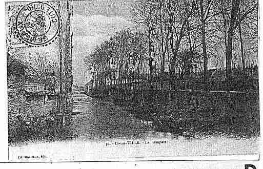 Ville de ISSURTILLE Carte postale ancienne