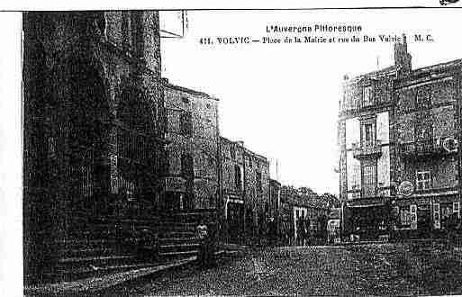 Ville de VOLVIC Carte postale ancienne