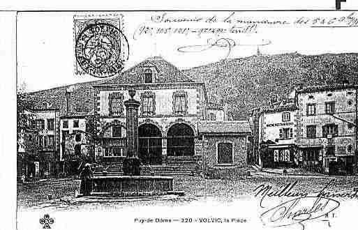 Ville de VOLVIC Carte postale ancienne