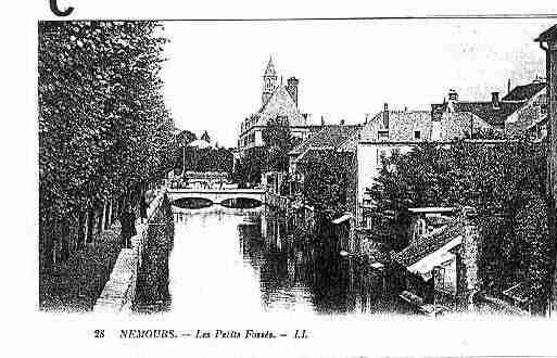 Ville de NEMOURS Carte postale ancienne
