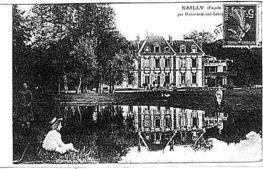 Ville de NAILLY Carte postale ancienne