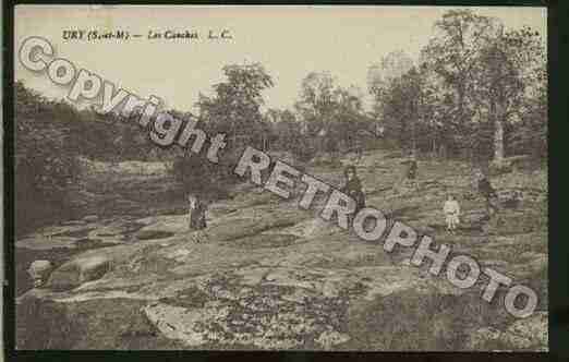 Ville de URY Carte postale ancienne