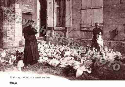 Ville de GIEN, carte postale ancienne