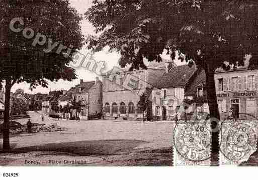 Ville de DONZY, carte postale ancienne