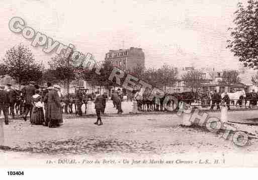 Ville de DOUAI, carte postale ancienne