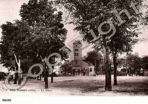 Ville de YZEURE, carte postale ancienne