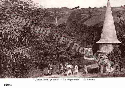 Ville de CERISIERS, carte postale ancienne