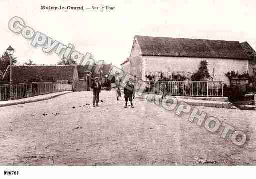 Ville de MALAYLEGRAND, carte postale ancienne