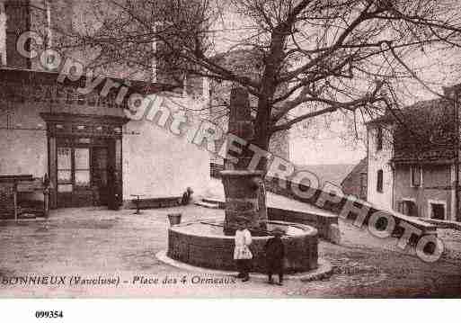 Ville de BONNIEUX, carte postale ancienne