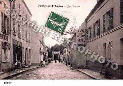 Ville de FONTENAYTRESIGNY, carte postale ancienne
