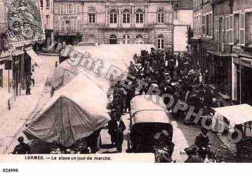 Ville de LORMES, carte postale ancienne