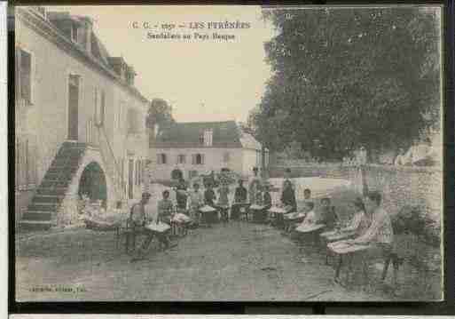 Ville de SAINTJEANPIEDDEPORT, carte postale ancienne