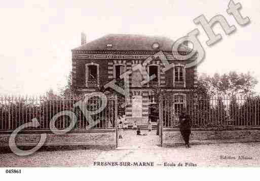 Ville de FRESNESSURMARNE, carte postale ancienne