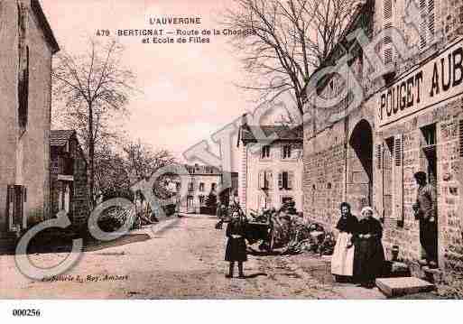 Ville de BERTIGNAT, carte postale ancienne
