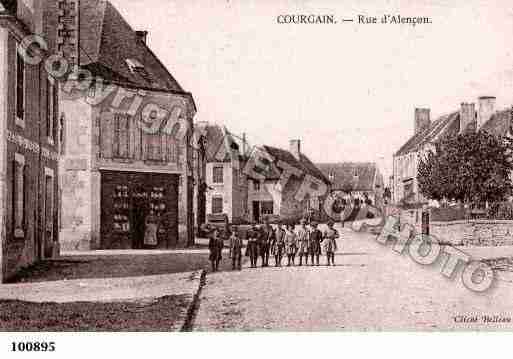 Ville de COURGAINS, carte postale ancienne