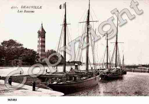 Ville de DEAUVILLE, carte postale ancienne