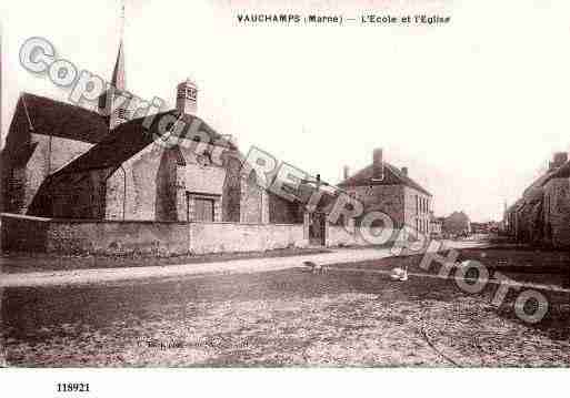 Ville de VAUCHAMPS, carte postale ancienne