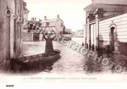 Ville de SAUMUR, carte postale ancienne