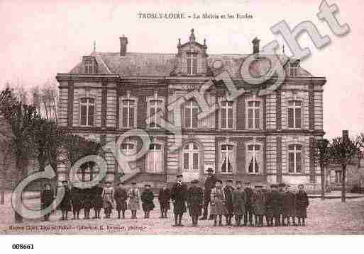 Ville de TROSLYLOIRE, carte postale ancienne