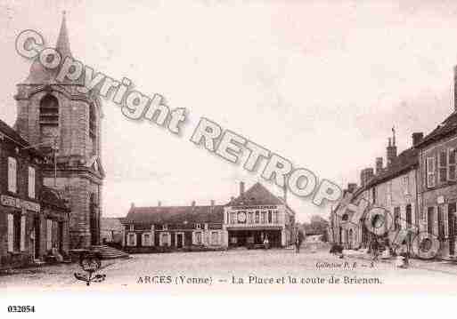 Ville de ARCES, carte postale ancienne