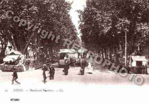 Ville de NIMES, carte postale ancienne