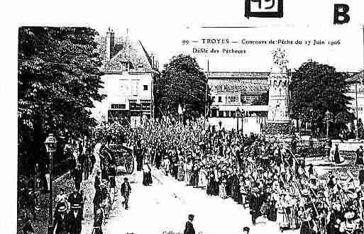 Ville de TROYES, carte postale ancienne