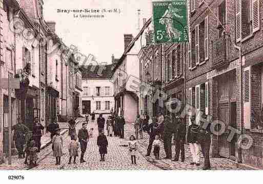 Ville de BRAYSURSEINE, carte postale ancienne