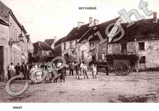 Ville de BEUVARDES, carte postale ancienne