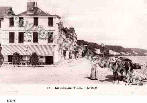 Ville de BOUILLE(LA), carte postale ancienne