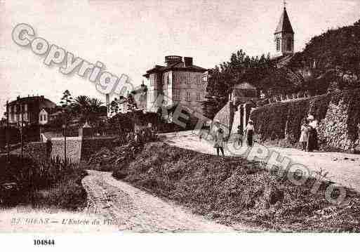 Ville de GIENS, carte postale ancienne