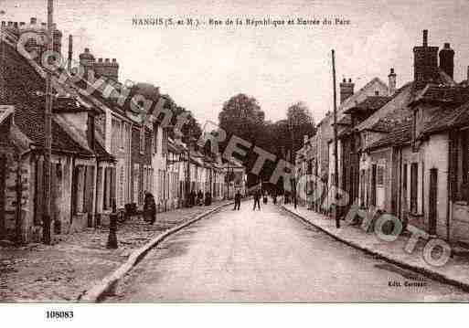 Ville de NANGIS, carte postale ancienne