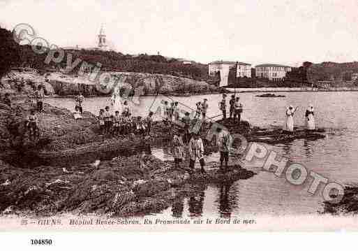 Ville de GIENS, carte postale ancienne