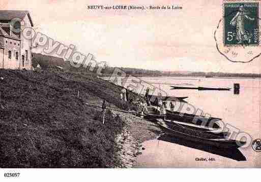 Ville de NEUVYSURLOIRE, carte postale ancienne