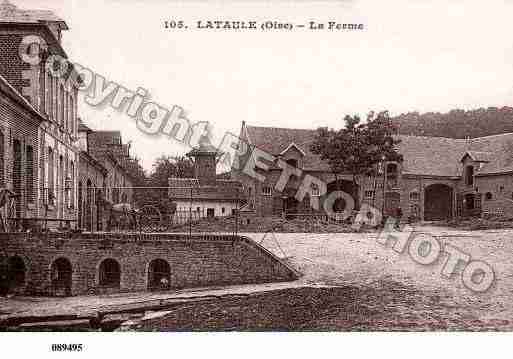 Ville de LATAULE, carte postale ancienne