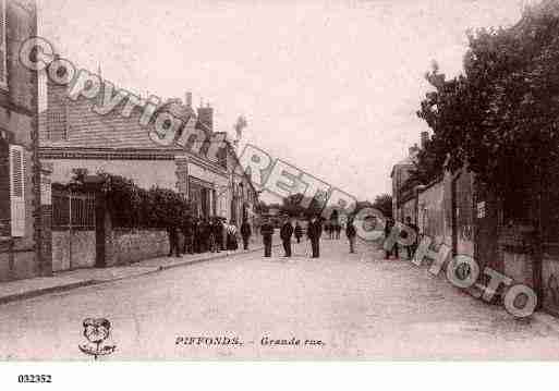 Ville de PIFFONDS, carte postale ancienne