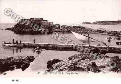 Ville de GIENS, carte postale ancienne