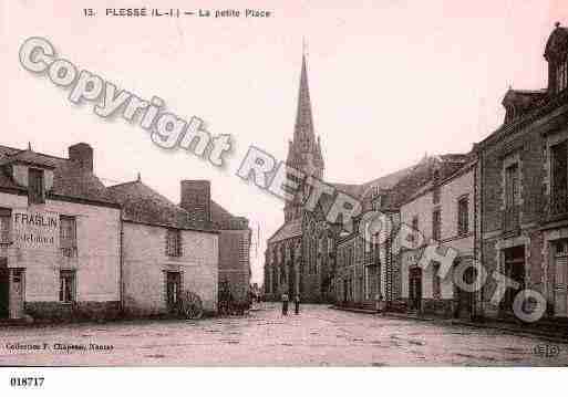 Ville de PLESSE, carte postale ancienne