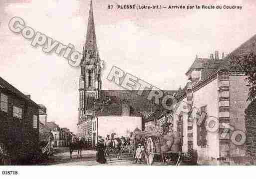 Ville de PLESSE, carte postale ancienne