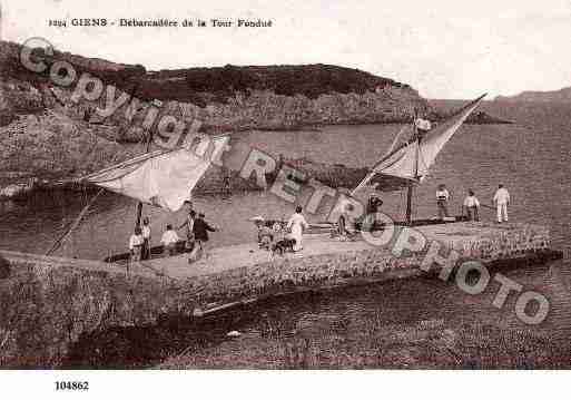 Ville de GIENS, carte postale ancienne