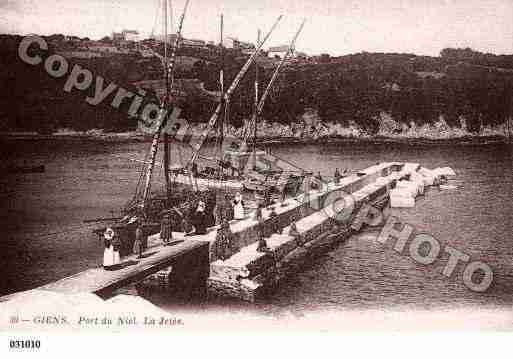 Ville de GIENS, carte postale ancienne