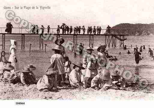 Ville de GIENS, carte postale ancienne