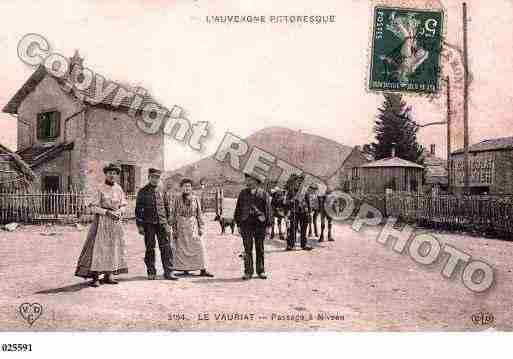 Ville de SAINTOURS, carte postale ancienne