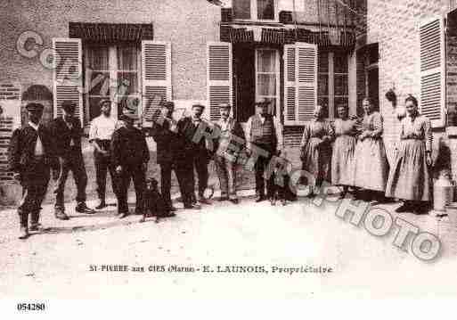 Ville de SAINTPIERRE, carte postale ancienne