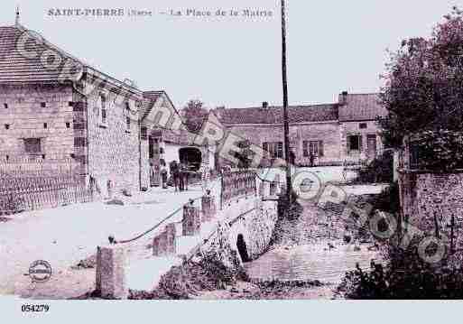 Ville de SAINTPIERRE, carte postale ancienne