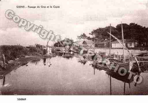 Ville de GIENS, carte postale ancienne