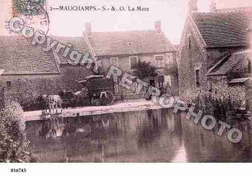 Ville de MAUCHAMPS, carte postale ancienne